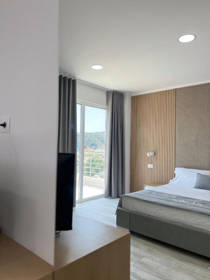 Hotel Stolis Himarë Extérieur photo