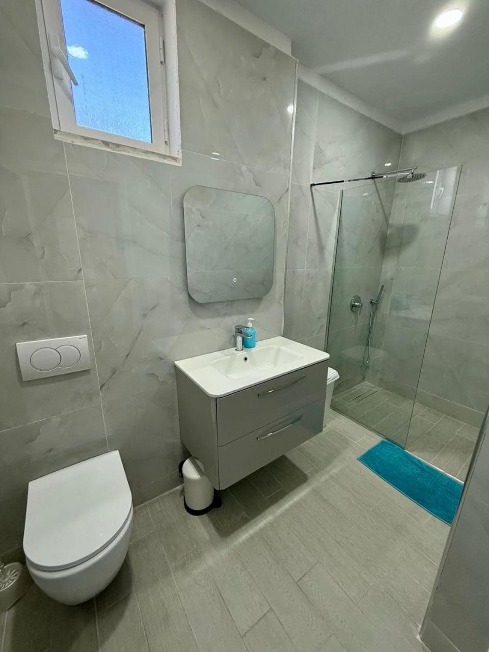 Hotel Stolis Himarë Extérieur photo