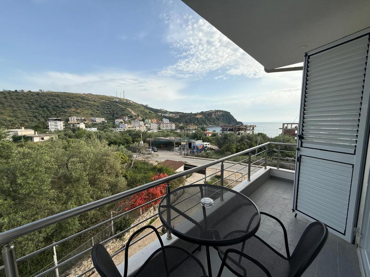 Hotel Stolis Himarë Extérieur photo