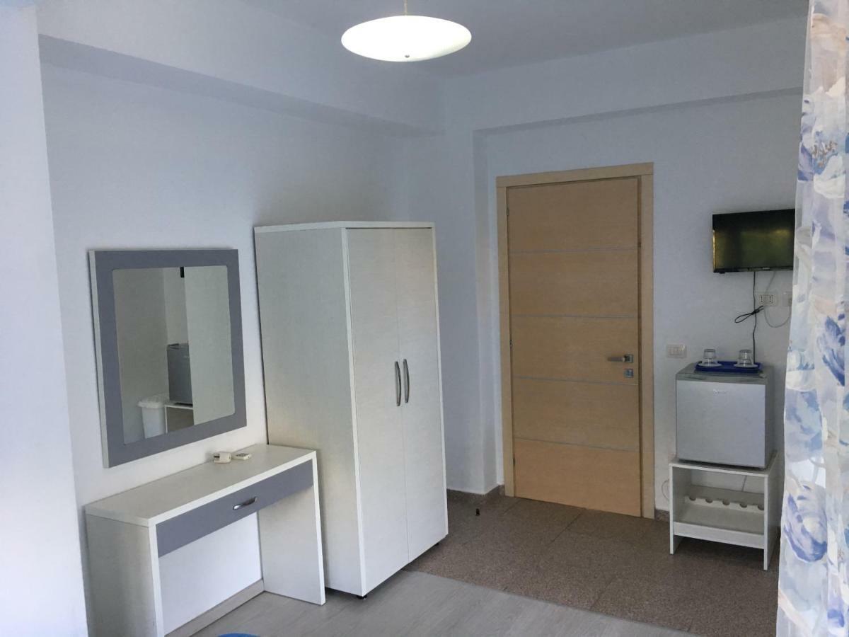 Hotel Stolis Himarë Extérieur photo